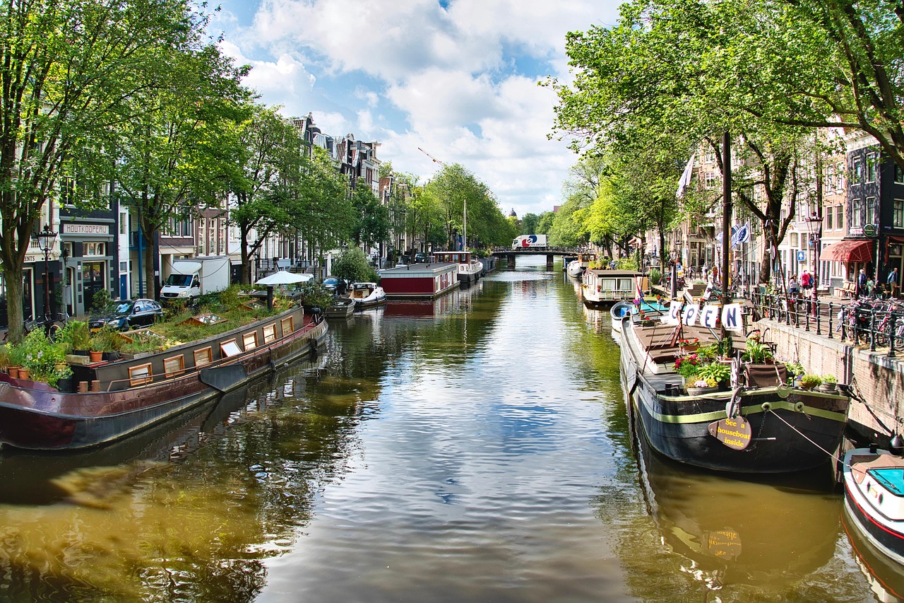 découvrez notre sélection d'hébergements confortables et adaptés à tous vos besoins pour un séjour inoubliable.