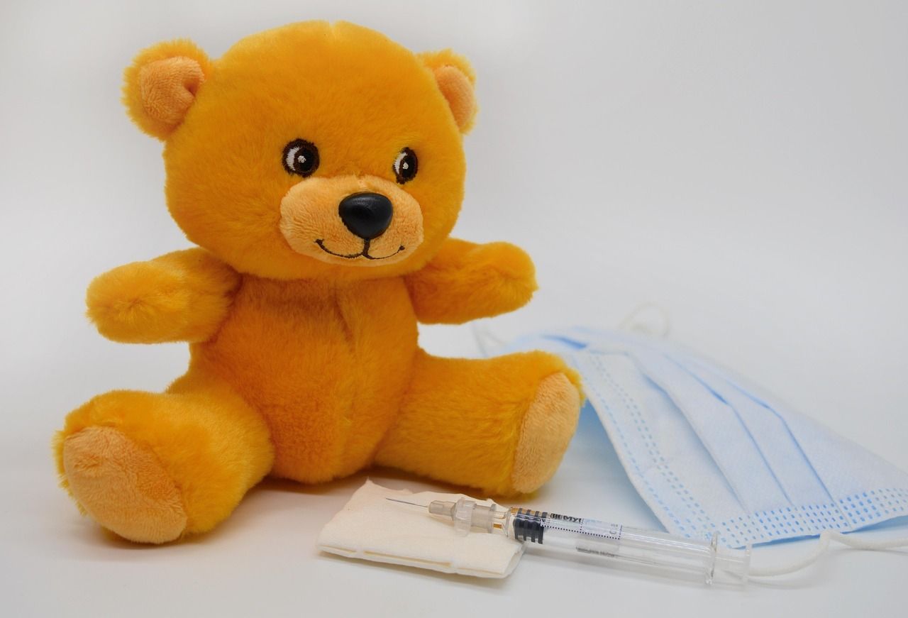 découvrez les exigences de vaccination indispensables pour vos voyages afin de partir en toute sécurité et conformité selon votre destination.
