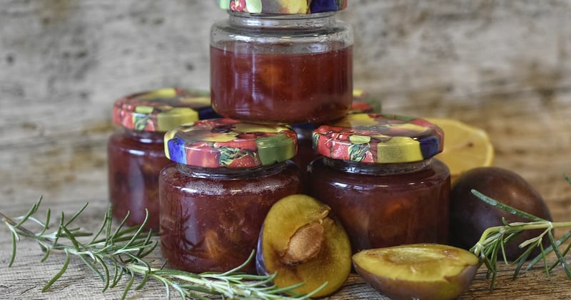 Recette confiture de prunes rouges : le secret d'une texture parfaite