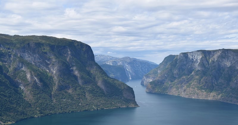 Dix jours dans les fjords de Norvège : l'itinéraire ultime entre aurores boréales et villages de pêcheurs
