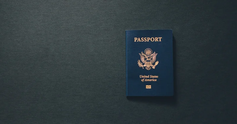 Depuis quand le passeport est-il obligatoire pour le Maroc ?